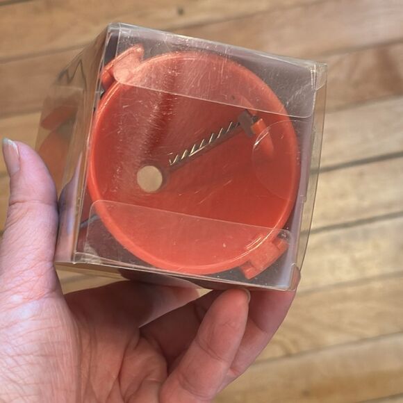 NIB Proctor Silex Handheld Vegetable Spiral Cutter Red - Picture 7 of 7